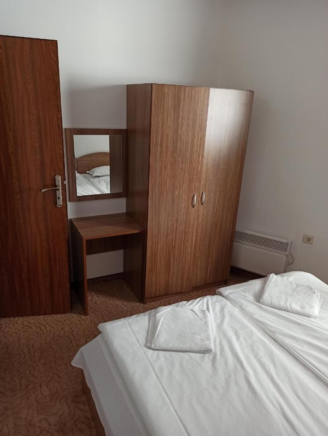 Private Apartments Nevena Pamporovo Bagian luar foto