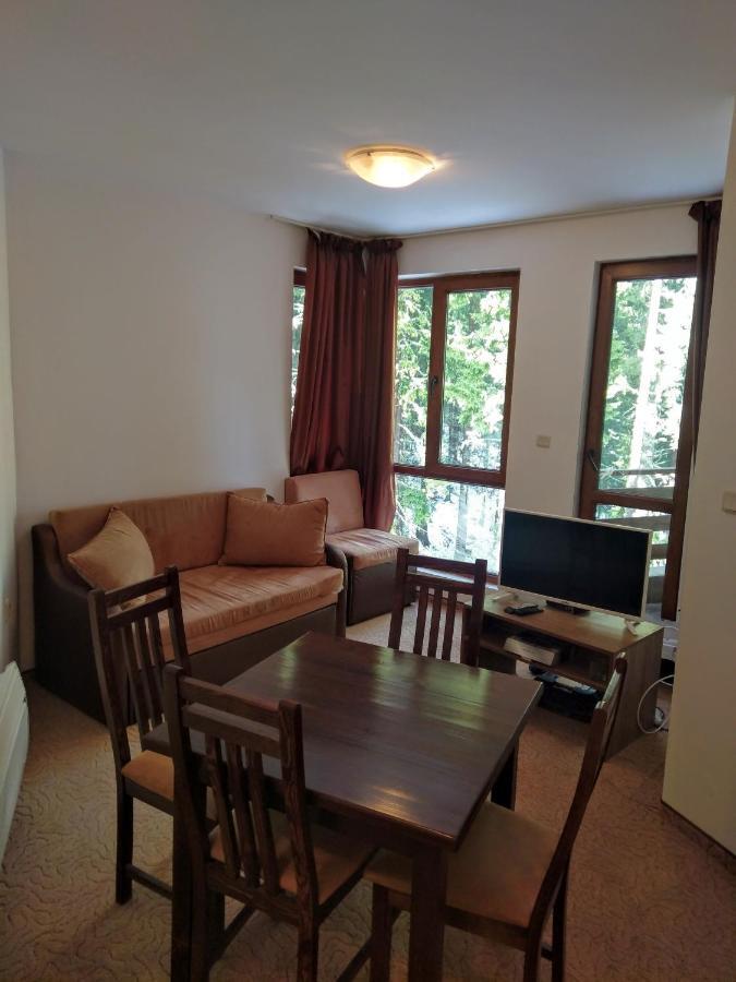 Private Apartments Nevena Pamporovo Bagian luar foto