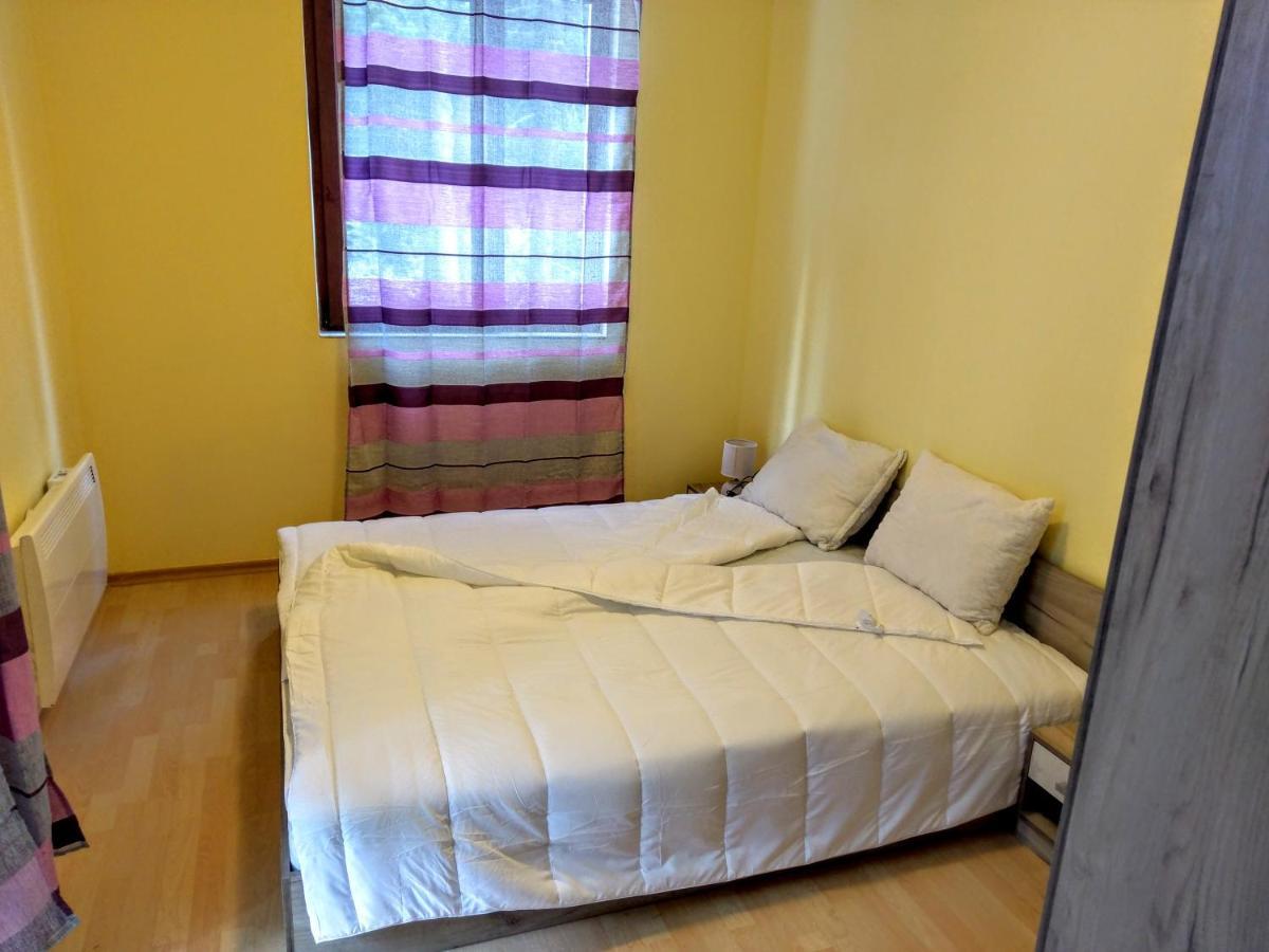 Private Apartments Nevena Pamporovo Bagian luar foto