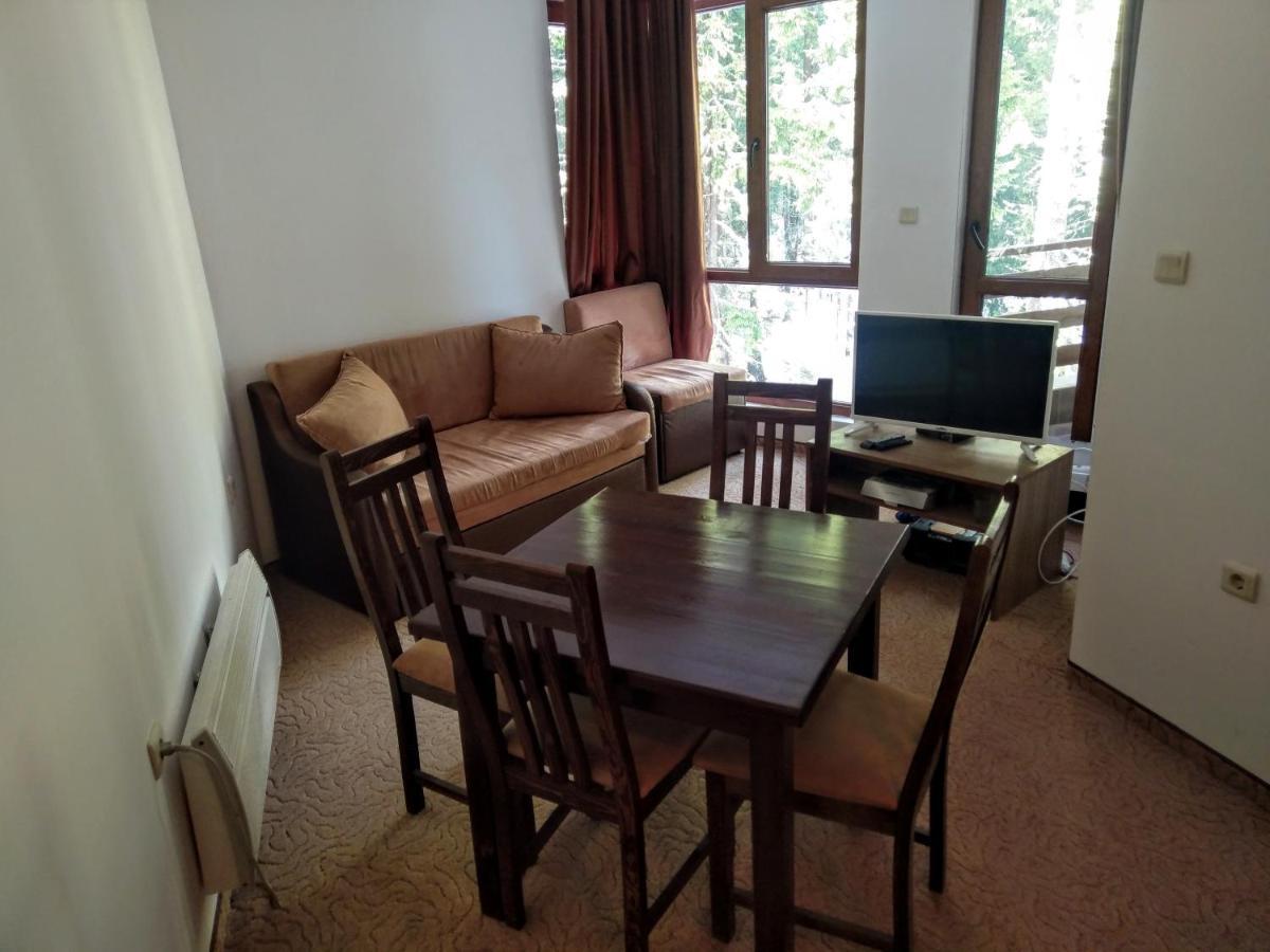 Private Apartments Nevena Pamporovo Bagian luar foto
